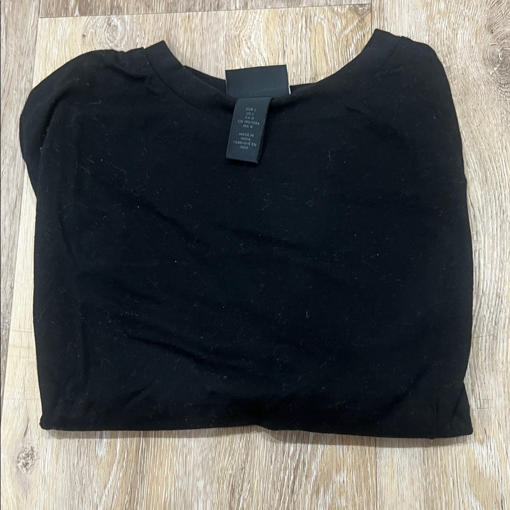 H&M Black Short-Sleeve Crewneck Tee
